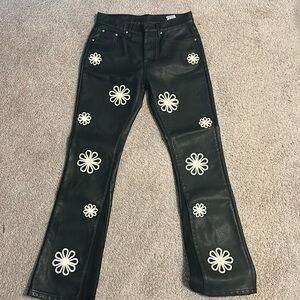 Digital Groupie (up and coming brand)